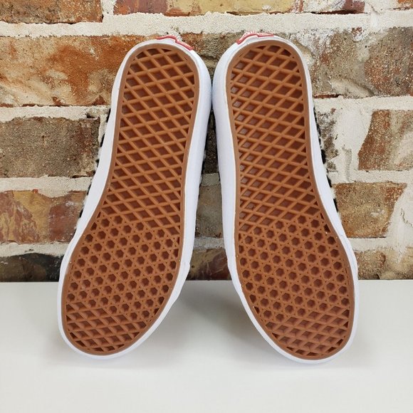 Vans Old Skool (Sherpa) Checker Black Faux Fur Shoes Women's Size 9.5 - Picture 9 of 10